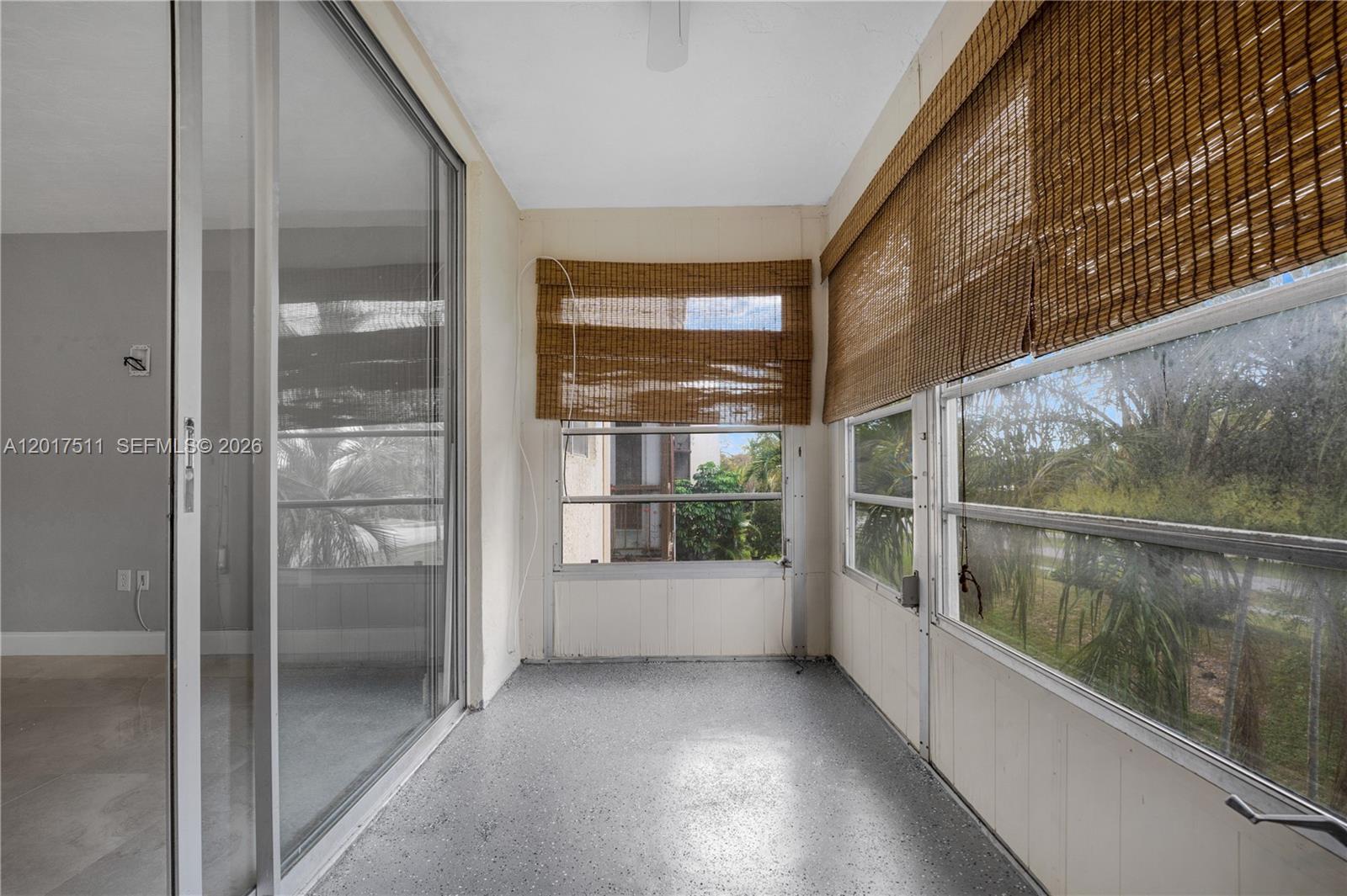 OMEGA CONDO NO 3 - Residential