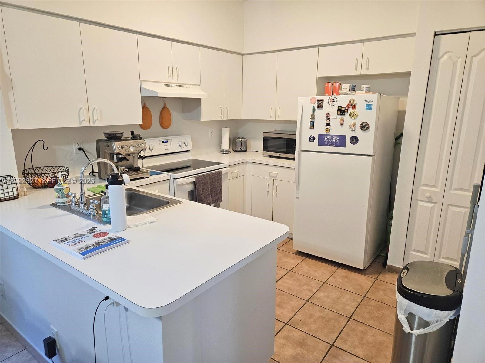 SIERRA RIDGE CONDO M-41 - Residential