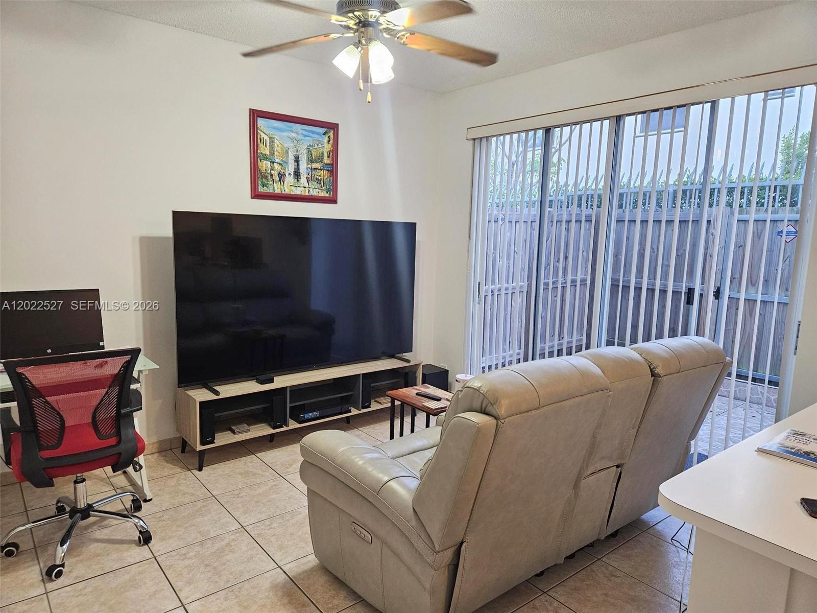 SIERRA RIDGE CONDO M-41 - Residential