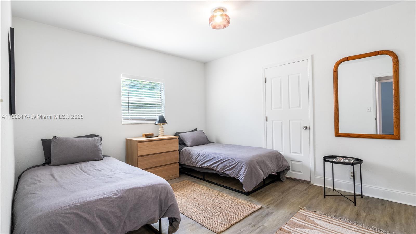 COLONIAL ESTATES - Residential