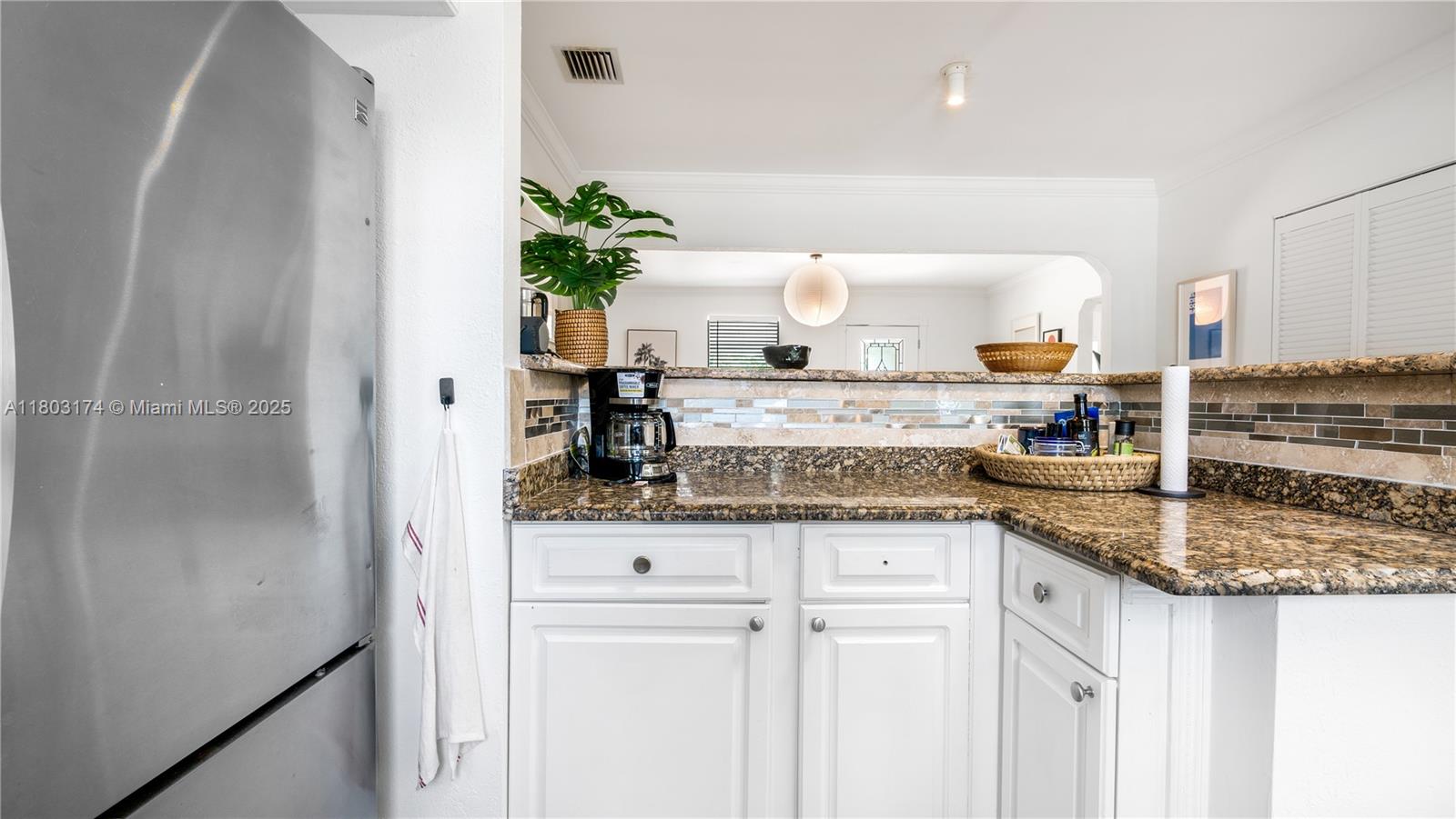 COLONIAL ESTATES - Residential