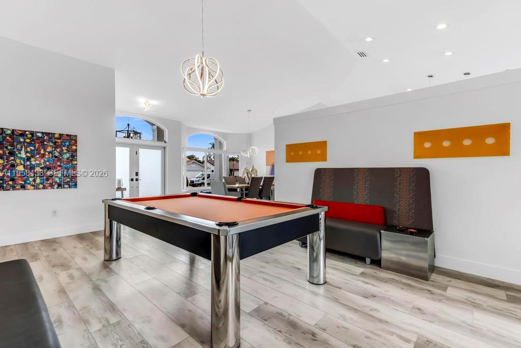 PASADENA AT CHAPEL TRAIL - Residential