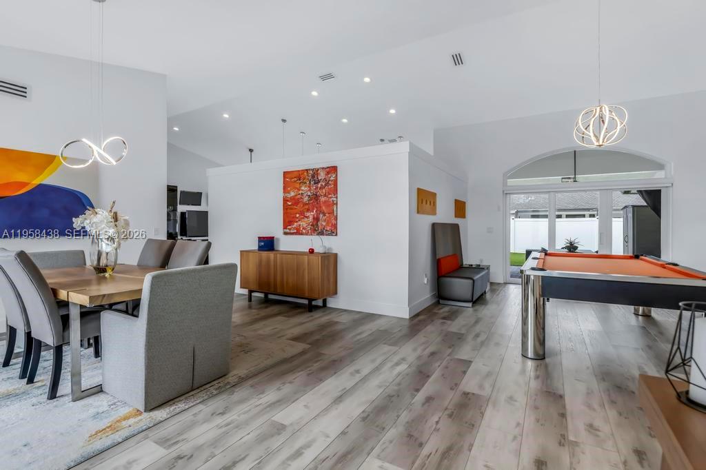 PASADENA AT CHAPEL TRAIL - Residential