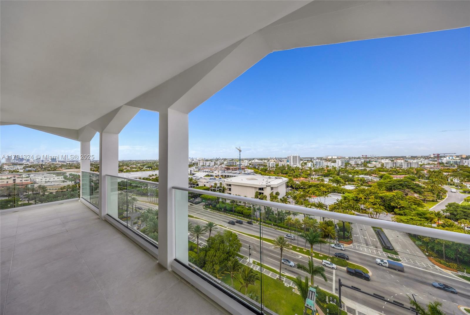 BALMORAL CONDO - Residential