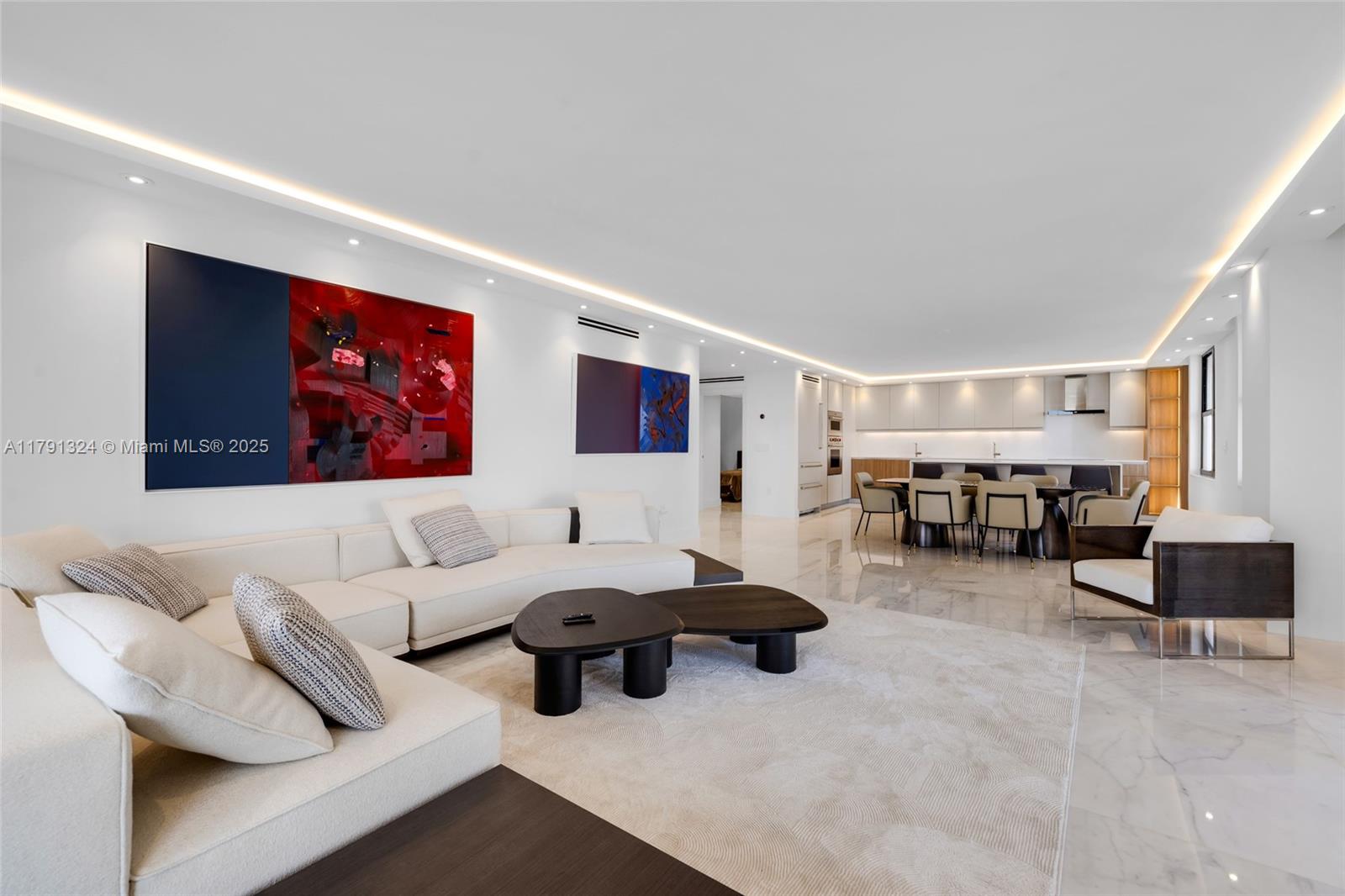 BALMORAL CONDO - Residential