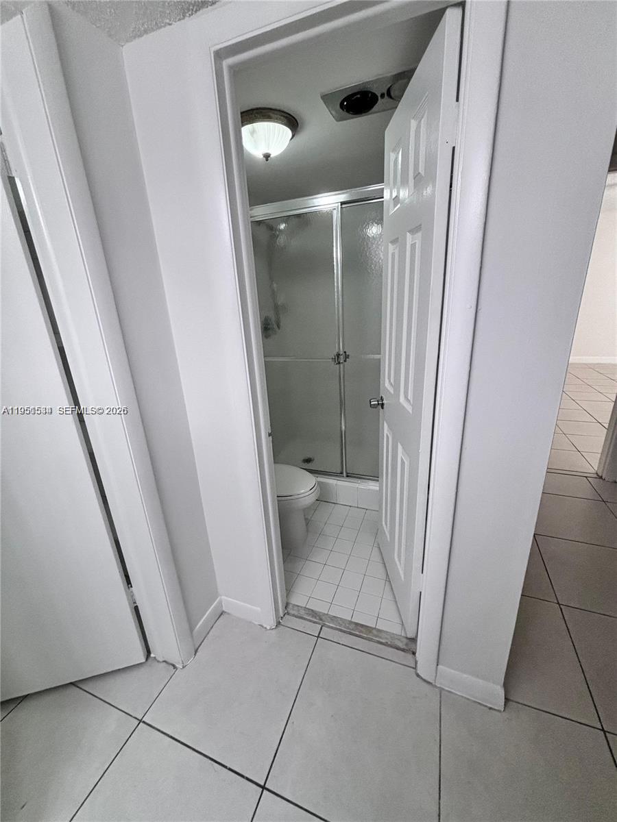 LAGO WEST CONDOMINIUM - Residential