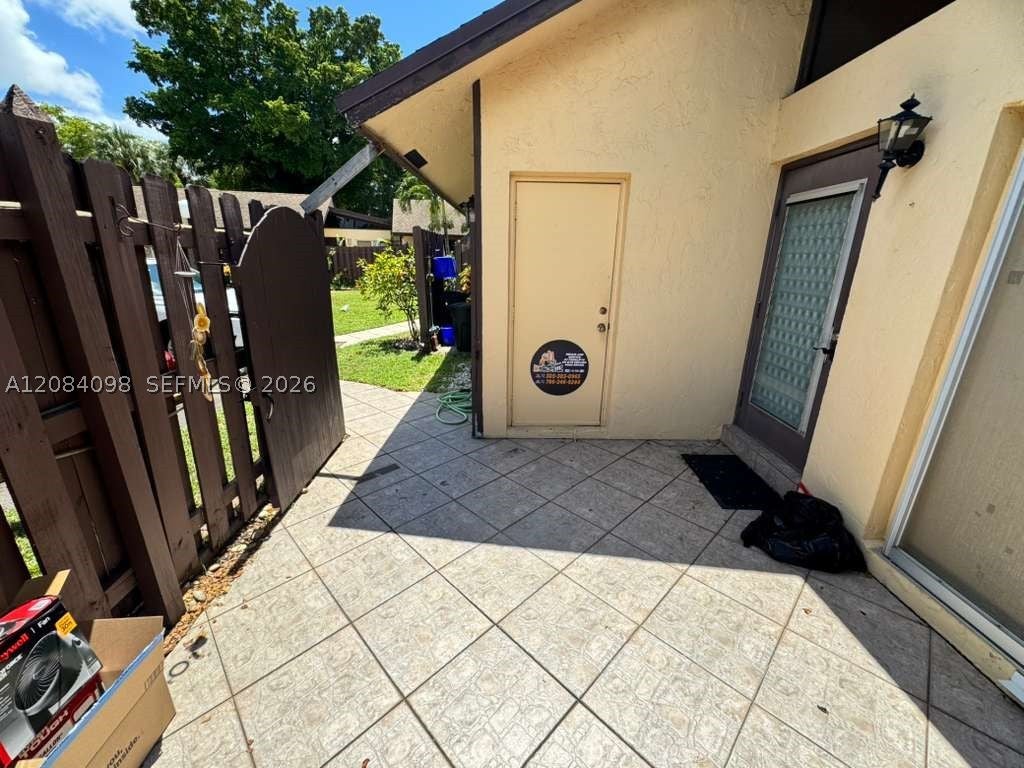 332 Briarwood Cir 2-19