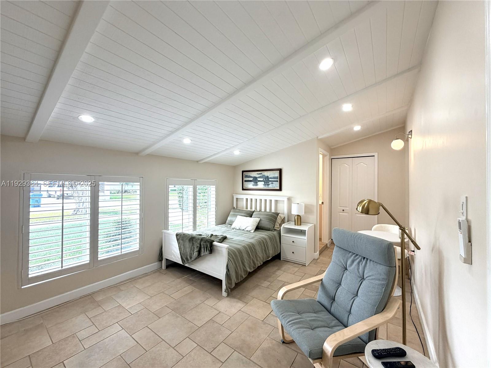 WESTBROOKE 1ST ADDN - Residential Lease