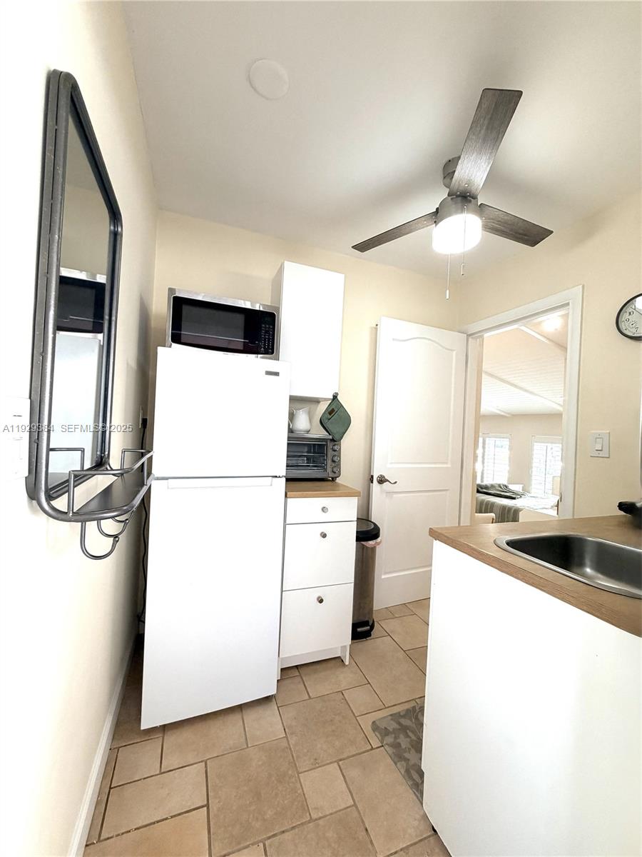 WESTBROOKE 1ST ADDN - Residential Lease