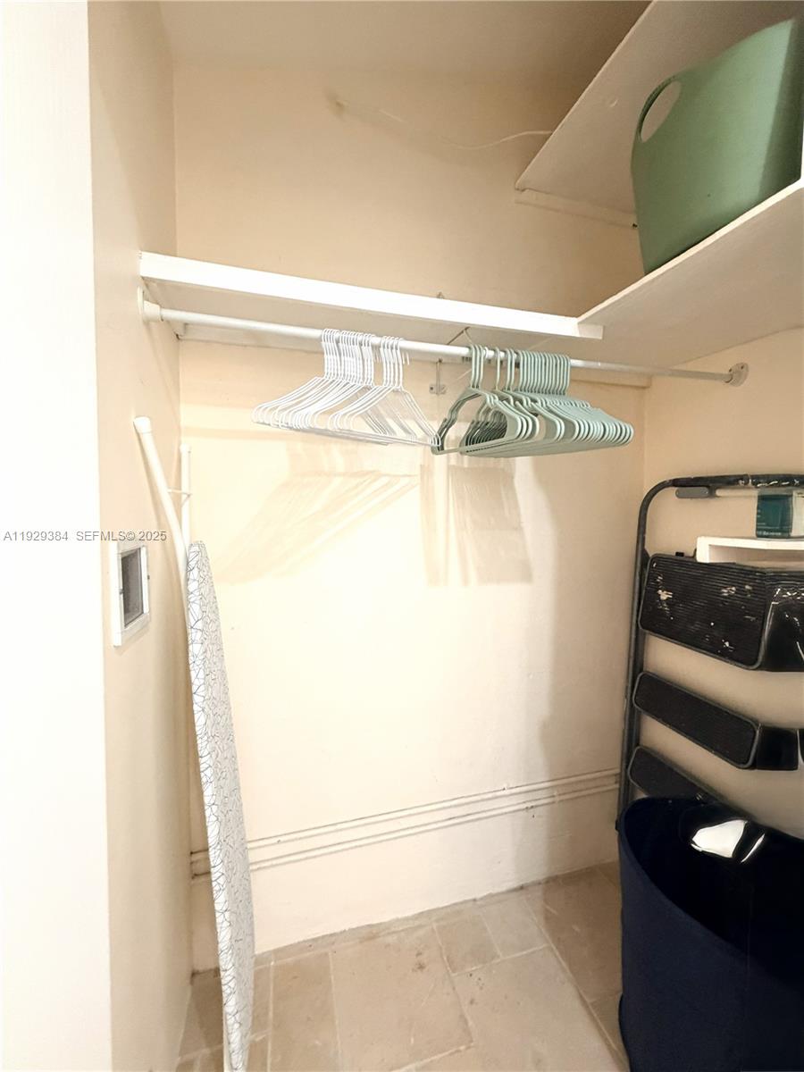 WESTBROOKE 1ST ADDN - Residential Lease