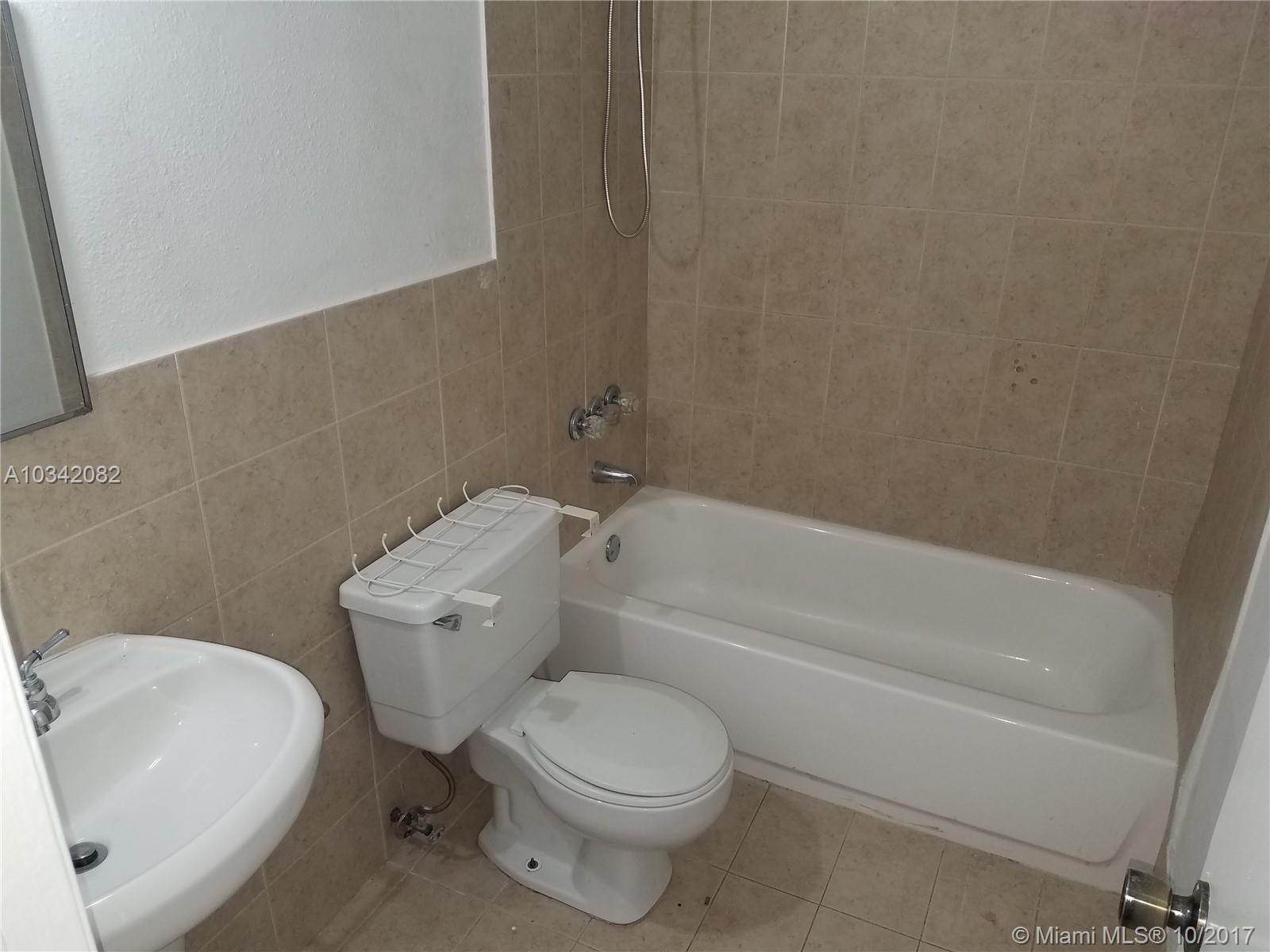 Del Prado Gardens Sec 01 - Residential Lease