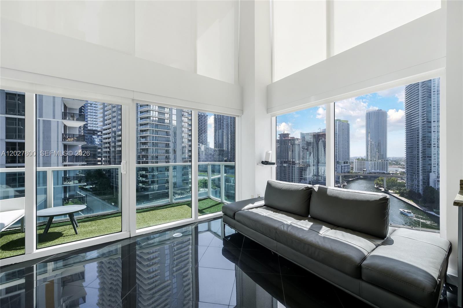 BRICKELL ON THE RIVER S T - Residential