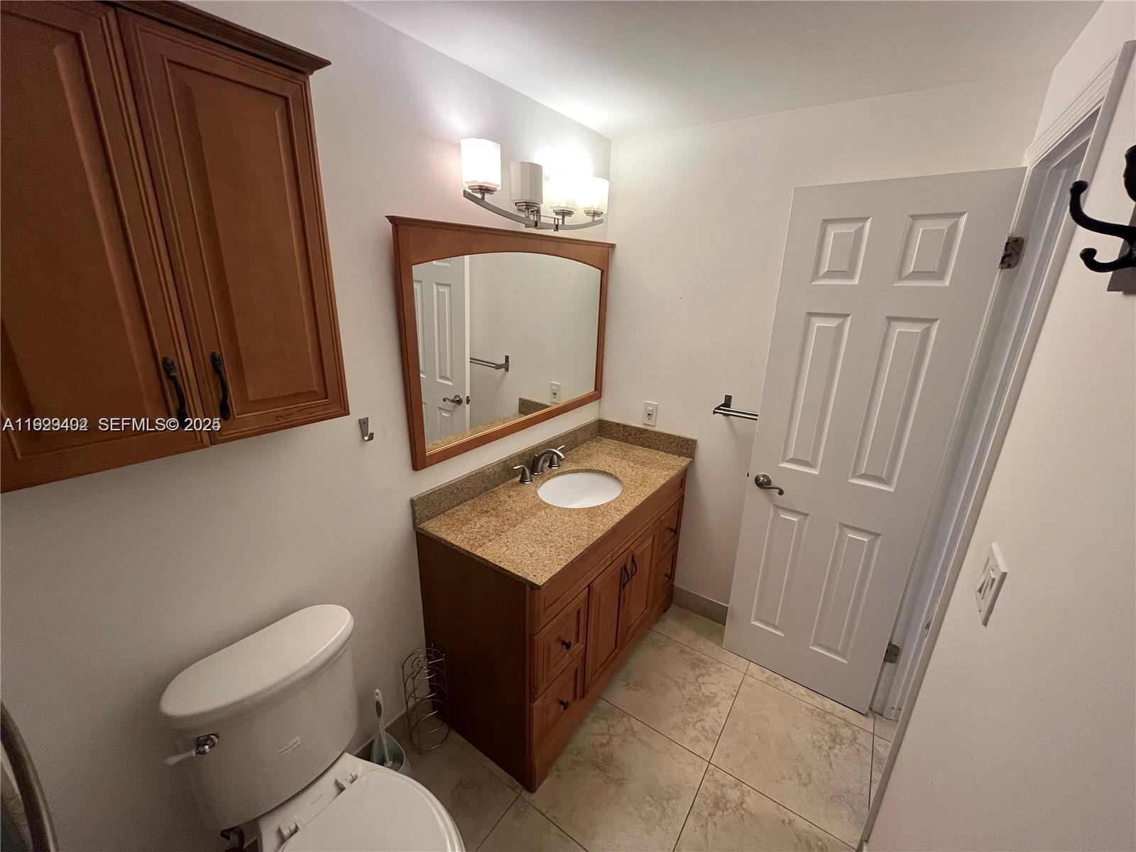 BRIARWOOD CLUB CONDO 3 - Residential Lease