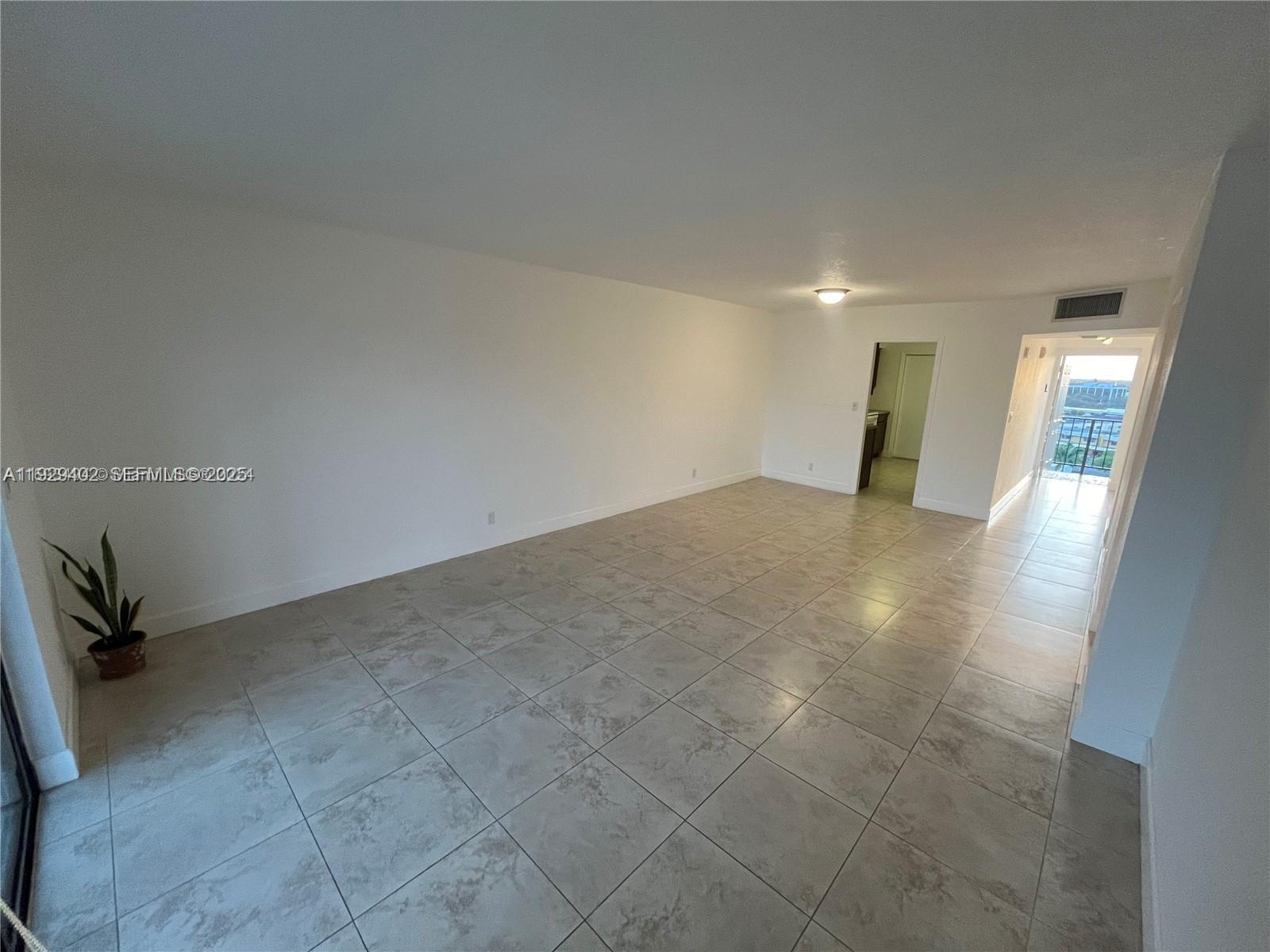 BRIARWOOD CLUB CONDO 3 - Residential Lease