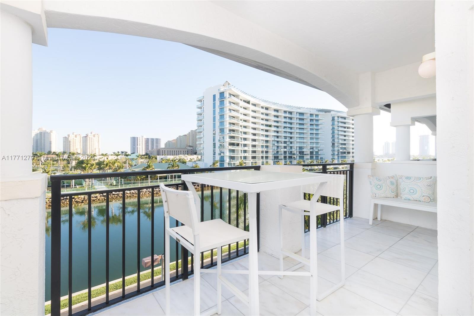 Property for Sale at 3215 Ne 184th St 14404, Aventura, Miami-Dade County, Florida - Bedrooms: 2 
Bathrooms: 2  - $454,000