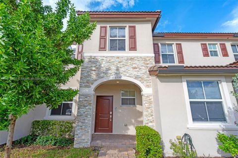 2357 NW 122nd Ter Miami FL 33167