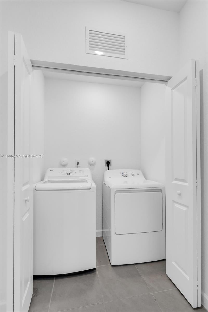 GOLF PARK SEC 1 - Residential