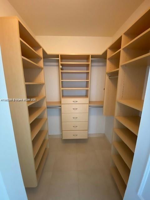 CARBONELL CONDO - Residential Lease