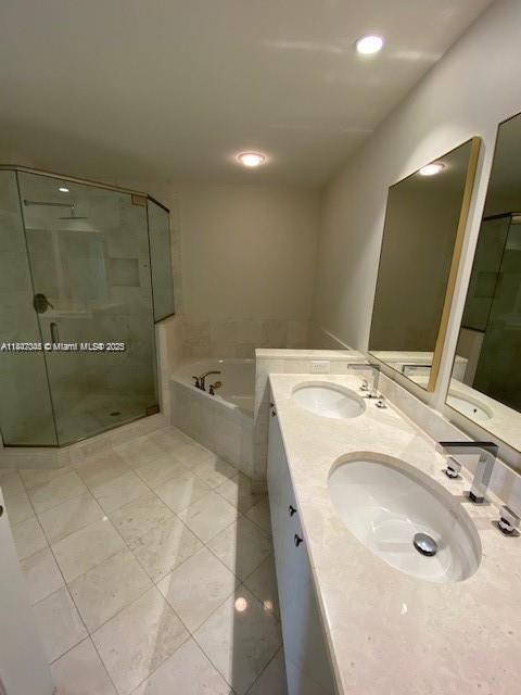 CARBONELL CONDO - Residential Lease