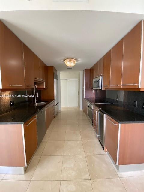 CARBONELL CONDO - Residential Lease