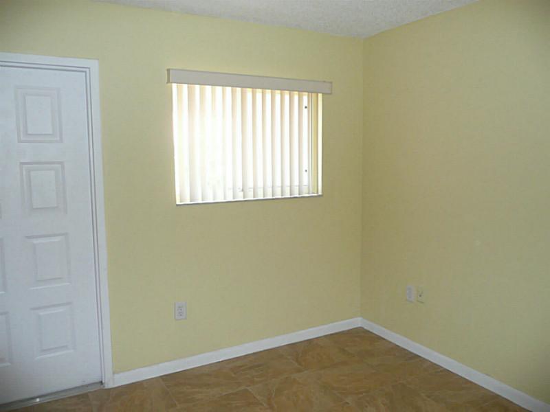 MIRA VILLAS CONDO - Residential Lease