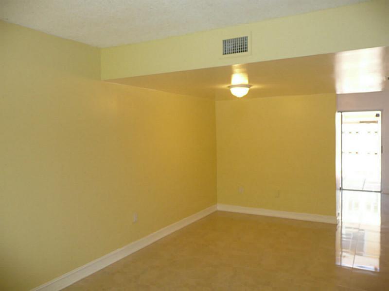 MIRA VILLAS CONDO - Residential Lease