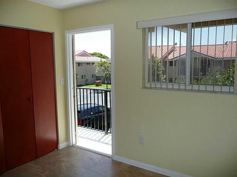 MIRA VILLAS CONDO - Residential Lease