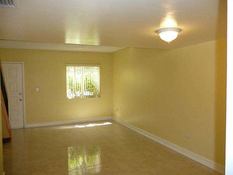 MIRA VILLAS CONDO - Residential Lease