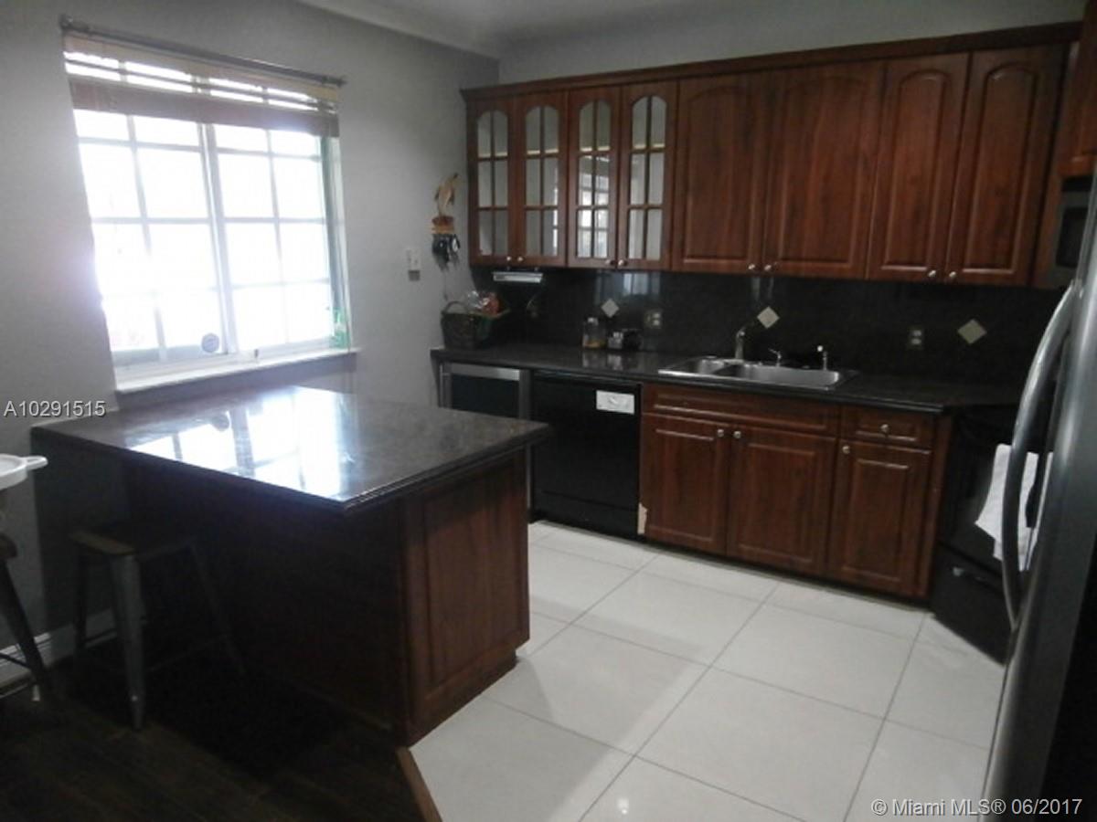 9022 SW 40 TERRACE - Residential Lease