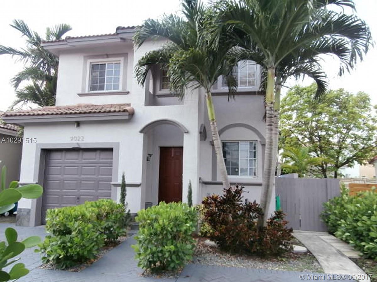 9022 SW 40 TERRACE - Residential Lease