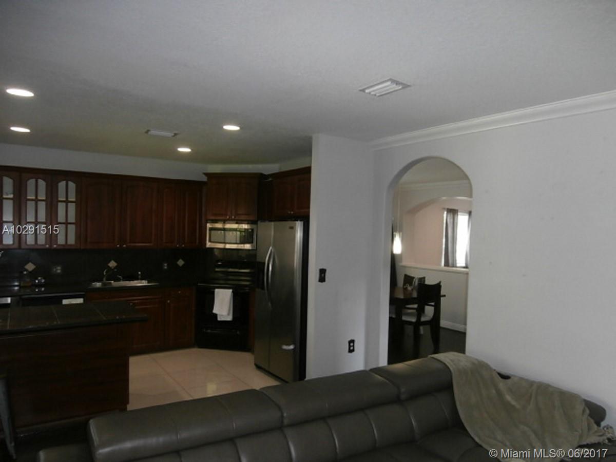 9022 SW 40 TERRACE - Residential Lease