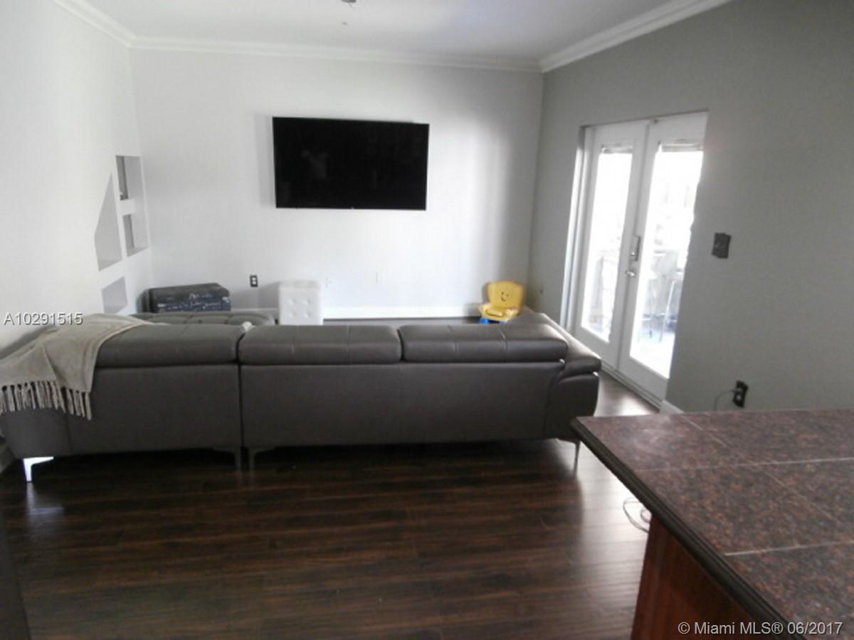 9022 SW 40 TERRACE - Residential Lease