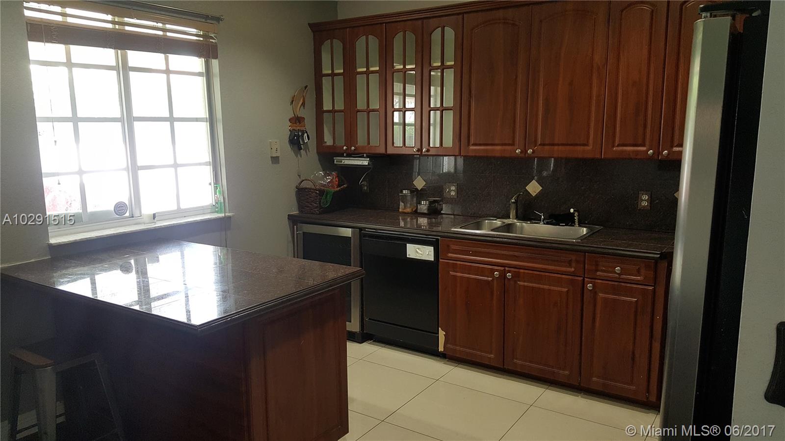 9022 SW 40 TERRACE - Residential Lease