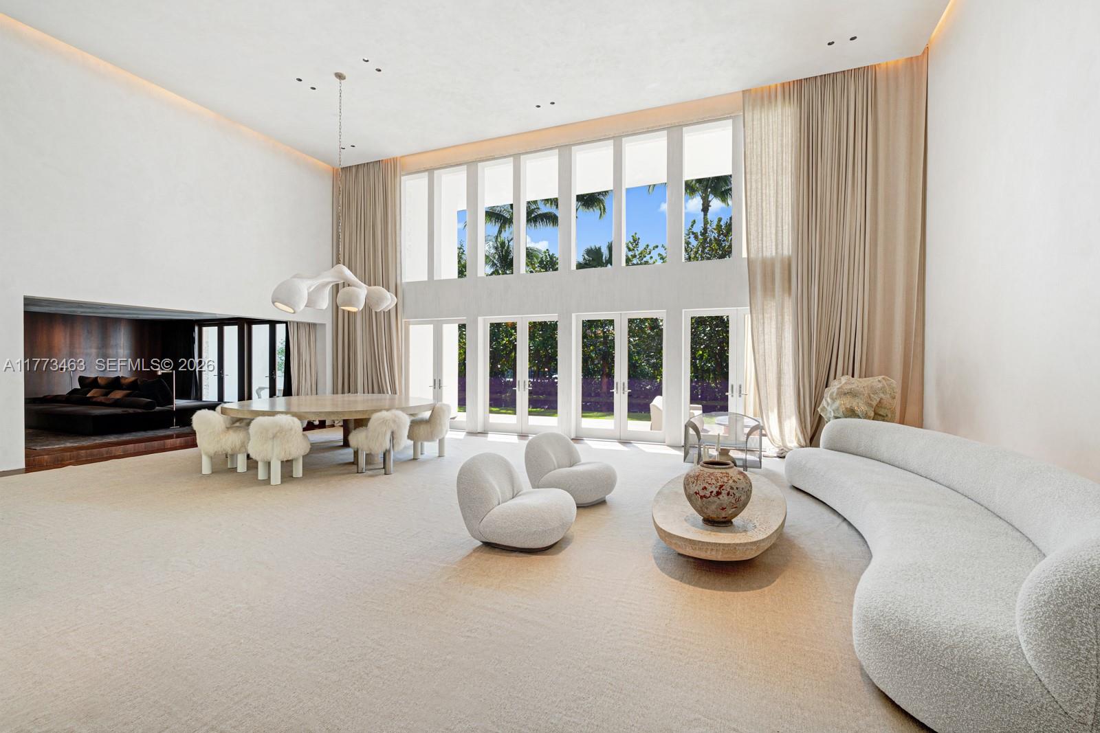 SUNSET ISLANDS-ISLAND NO - Residential