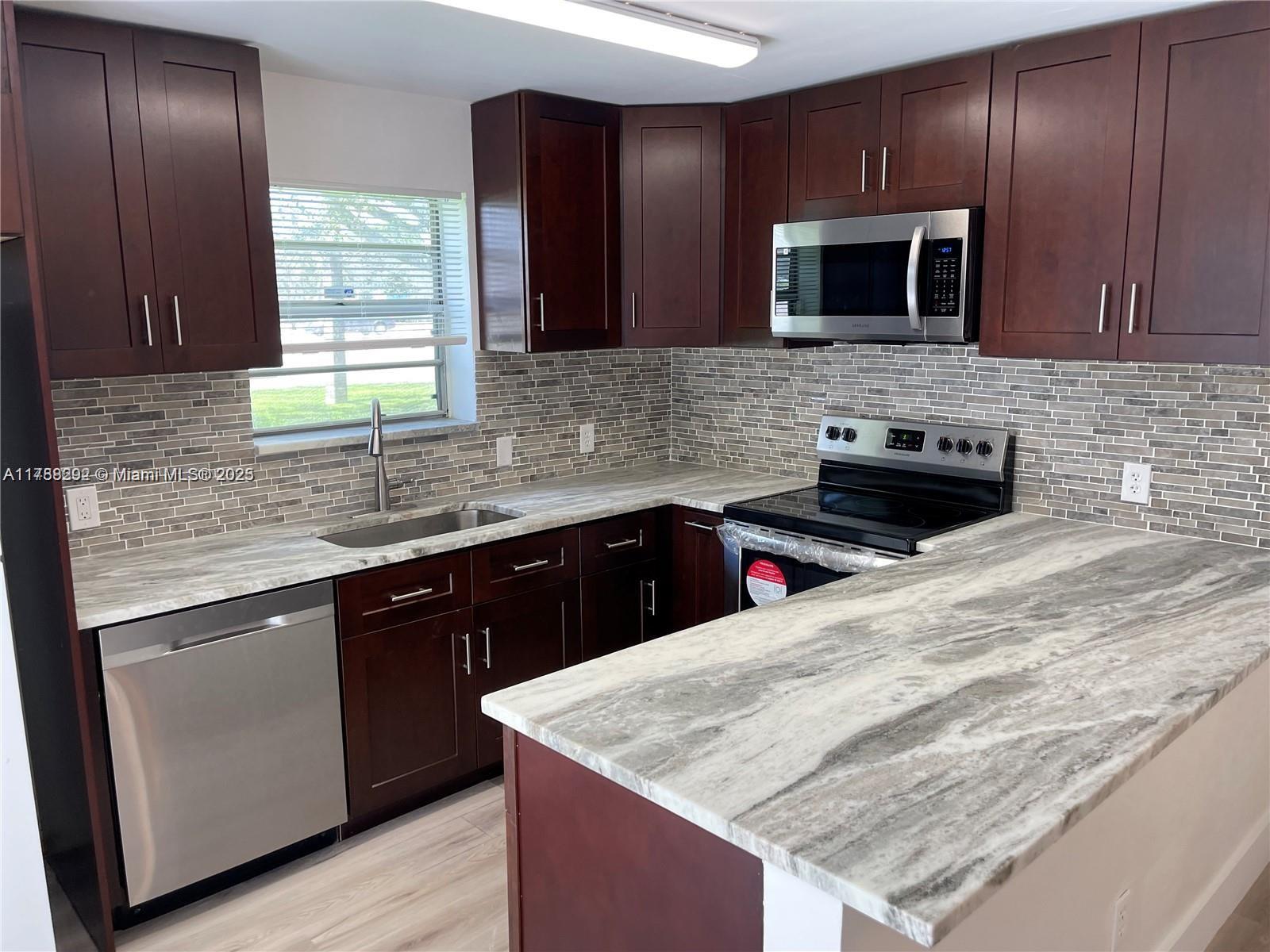 Rental Property at 2806 S University Dr 04, Davie, Broward County, Florida - Bedrooms: 2 
Bathrooms: 3  - $2,650 MO.