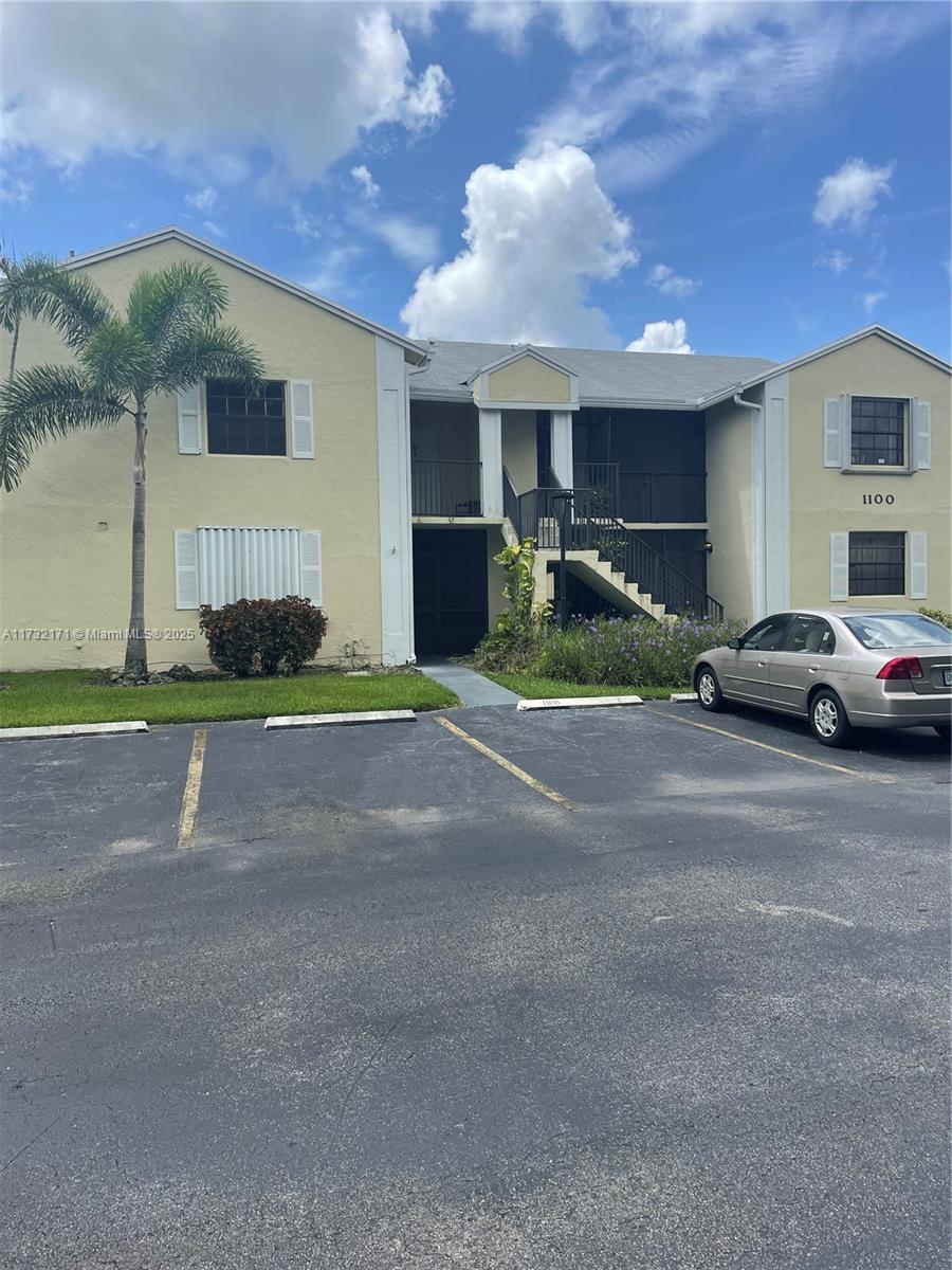 1100 Constitution Dr 1100-C, Homestead, Miami-Dade County, Florida - 2 Bedrooms  
2 Bathrooms - 