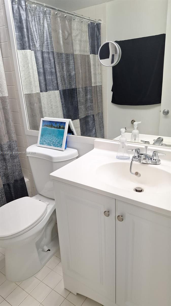 NEW HAMPTON AT CENTURY VI - Residential