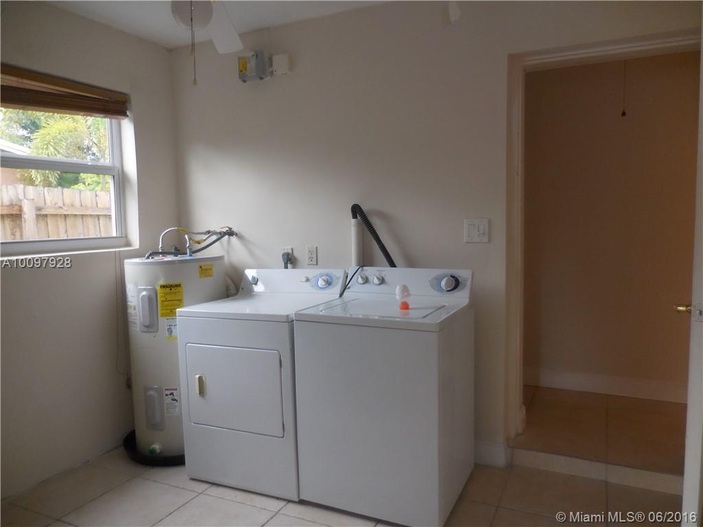 Avon Isles 40-31 B - Residential