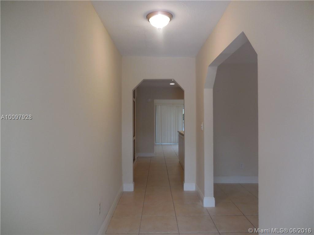 Avon Isles 40-31 B - Residential