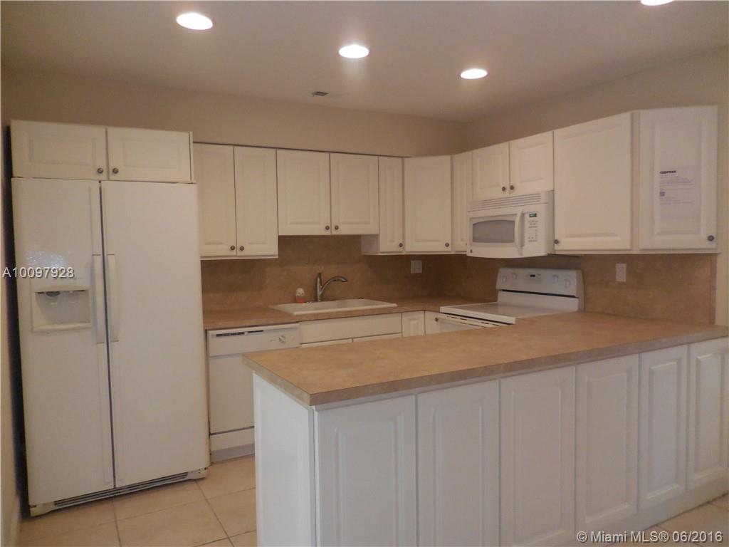 Avon Isles 40-31 B - Residential