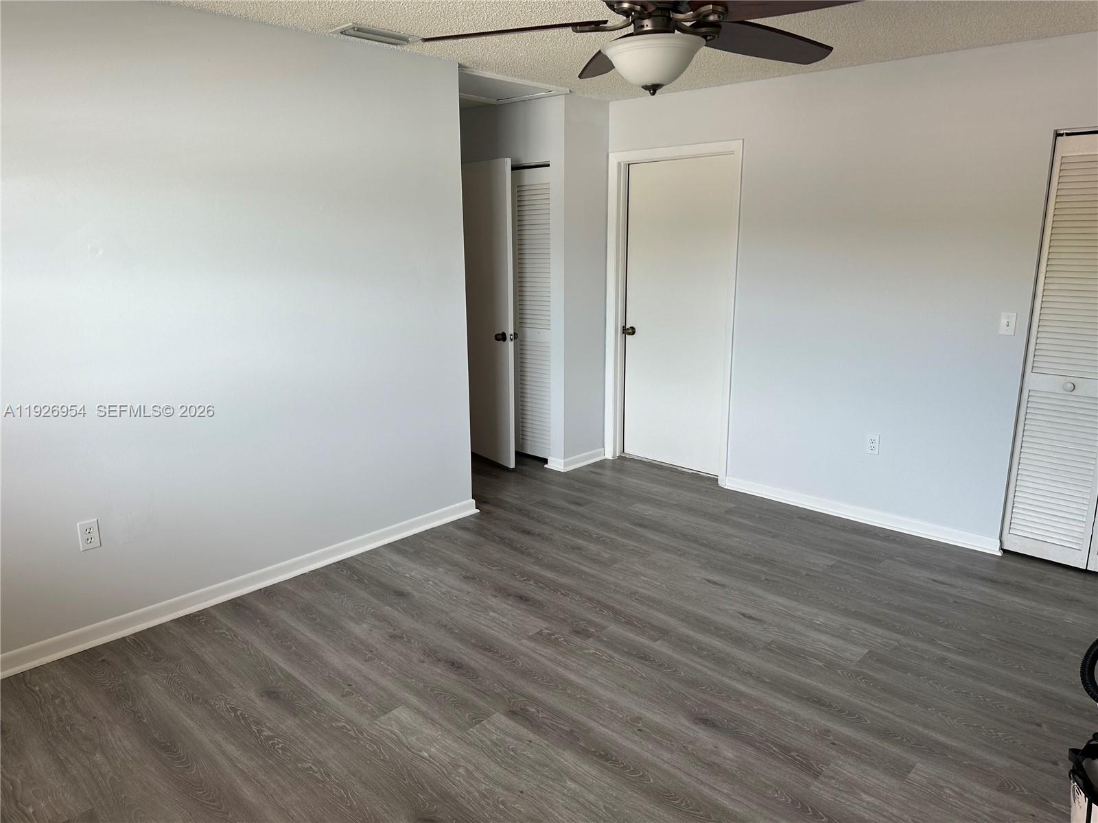 LAKES BY THE BAY SEC 6 - Residential