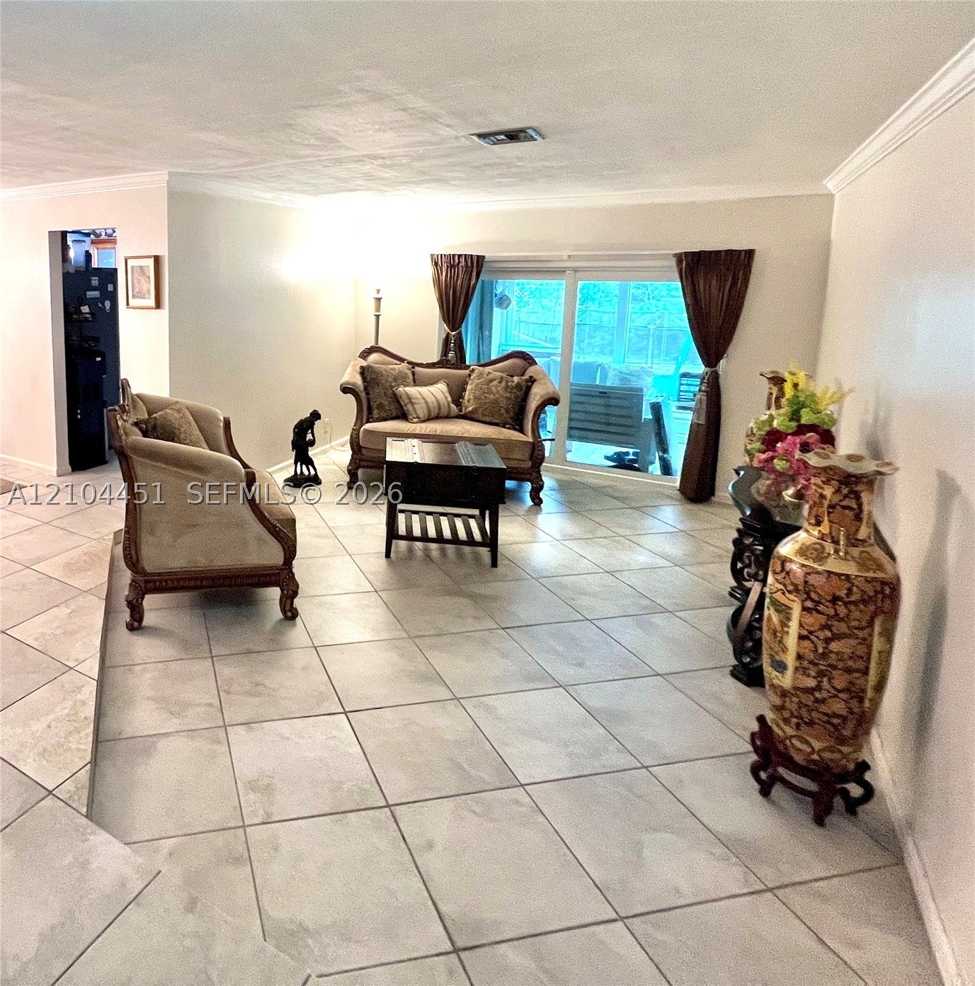 11093 Glenwood Dr
