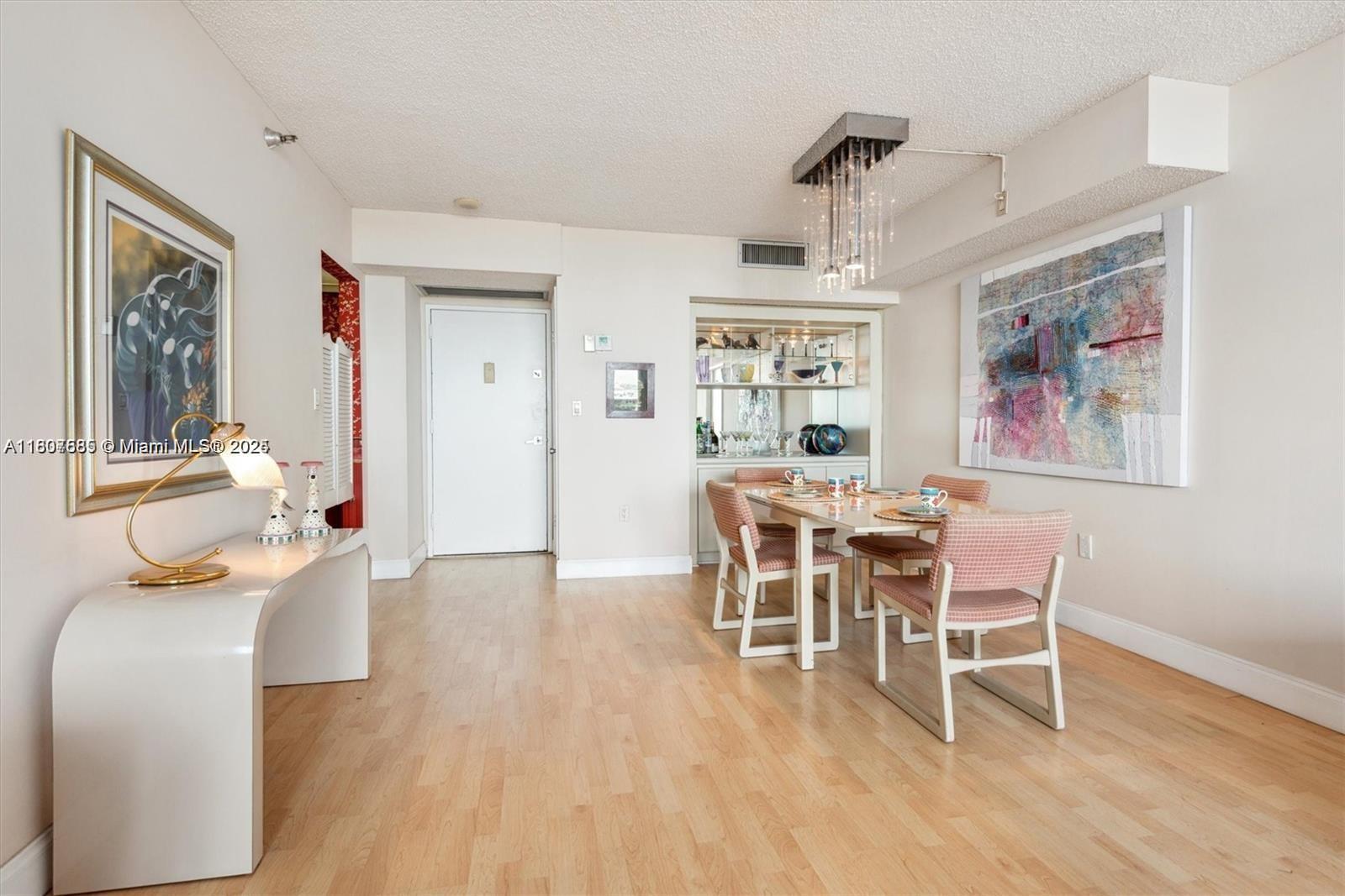 20505 E Country Club Dr 1532