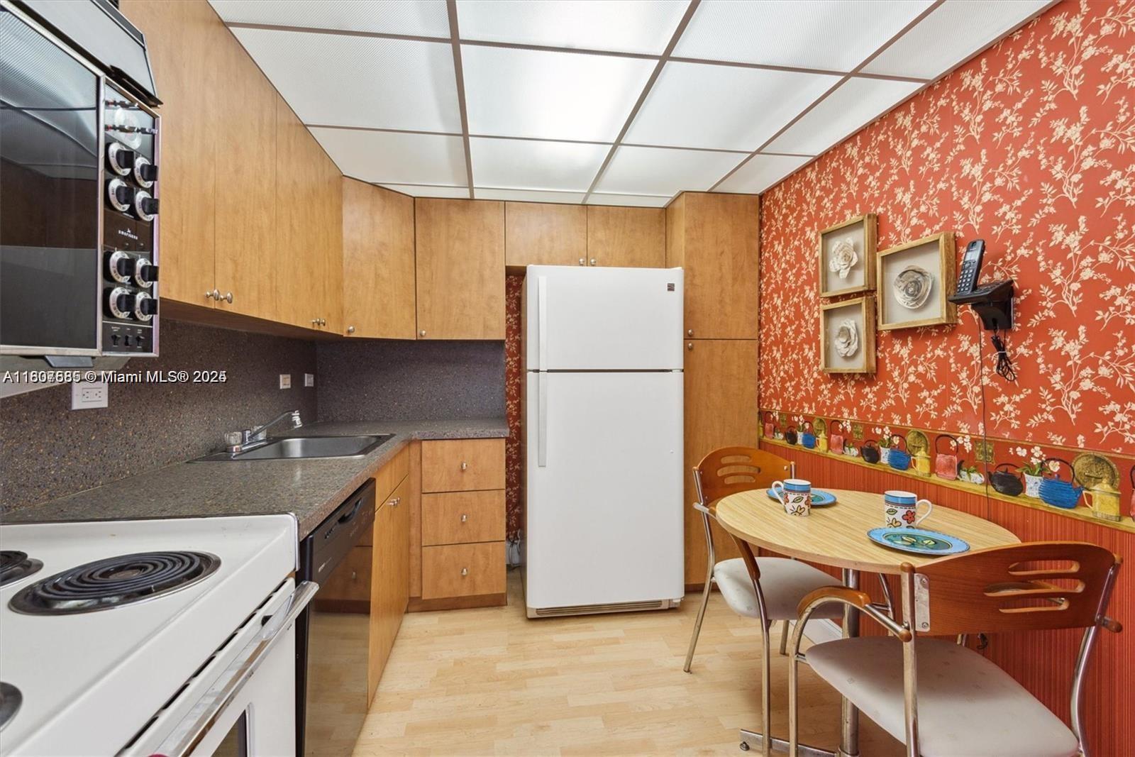20505 E Country Club Dr 1532