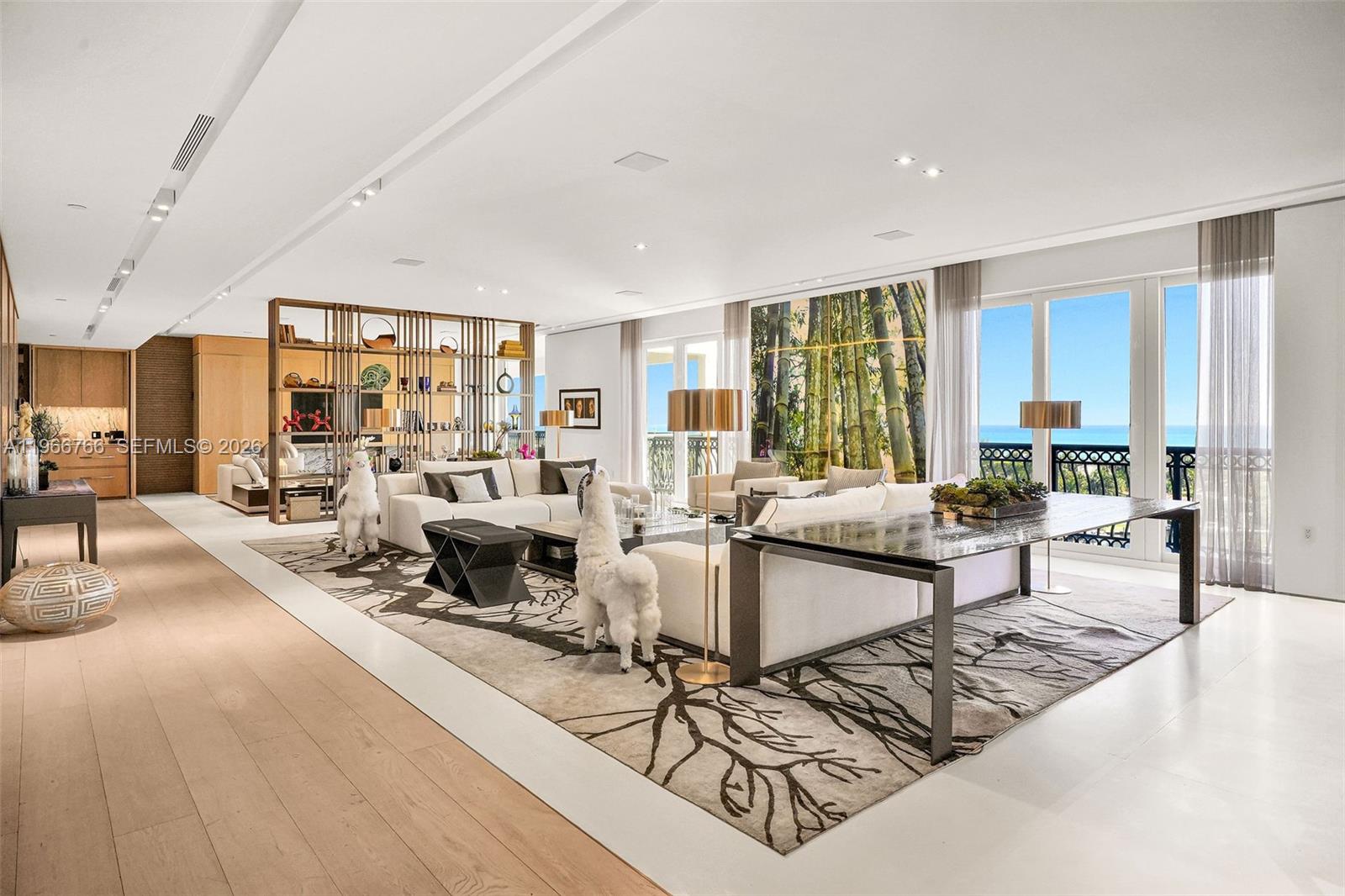 20165 NE 39th Pl 1103&1104