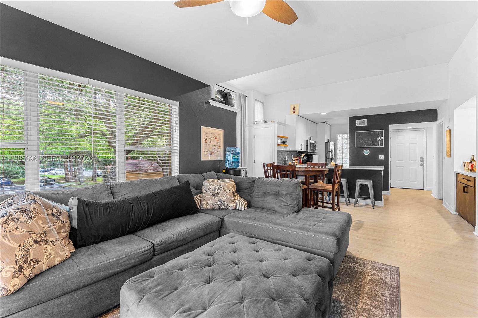 PALM LAKE CONDO - Residential