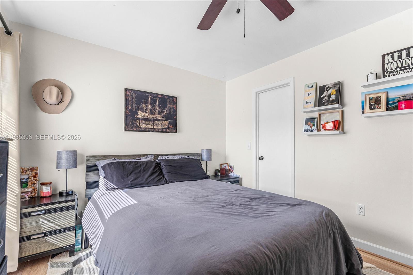 PALM LAKE CONDO - Residential