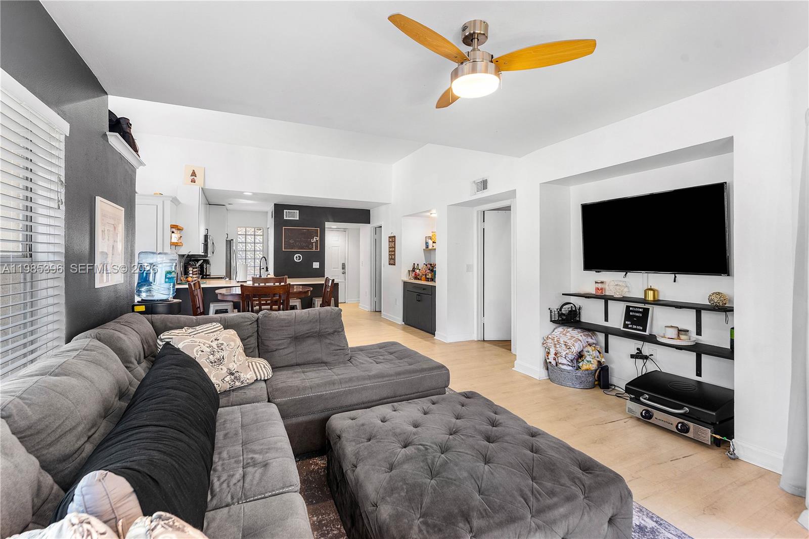 PALM LAKE CONDO - Residential