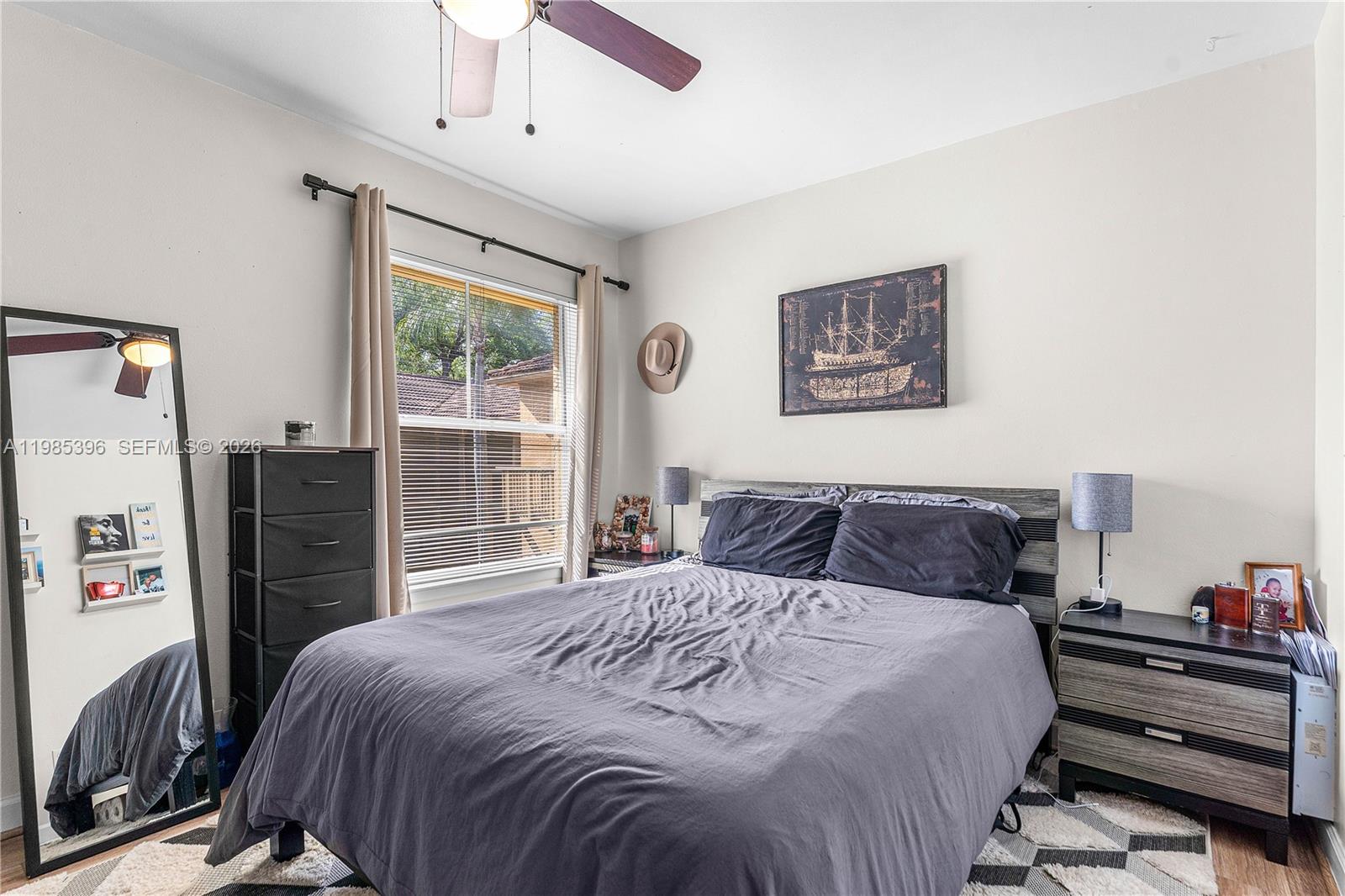 PALM LAKE CONDO - Residential