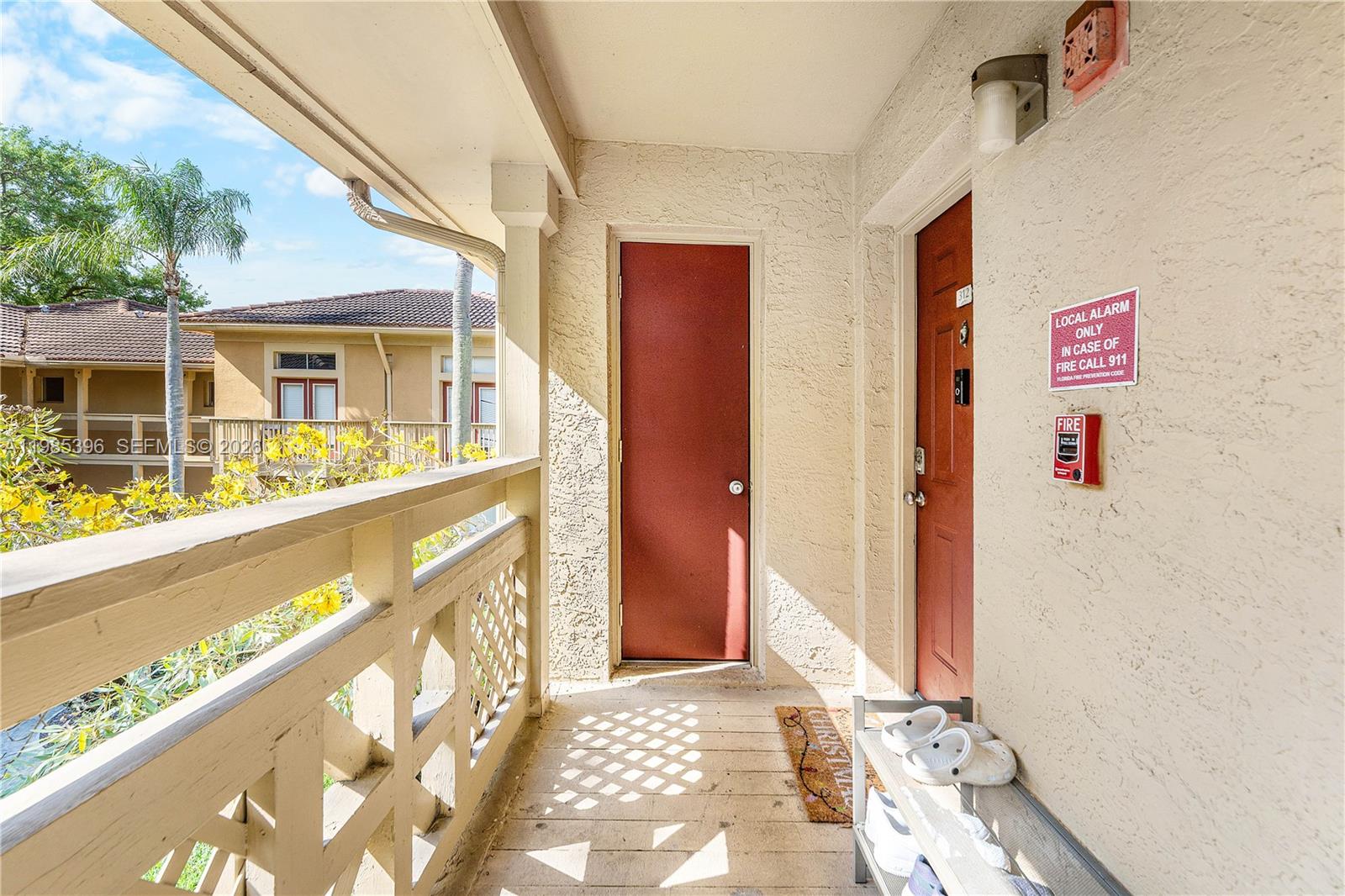 PALM LAKE CONDO - Residential